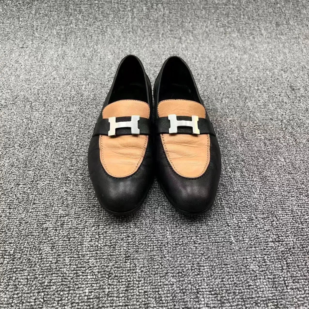 Hermes Hermes Pairs Classic H Logo Loafers. Size US 6 / IT 36 - 2 Thumbnail