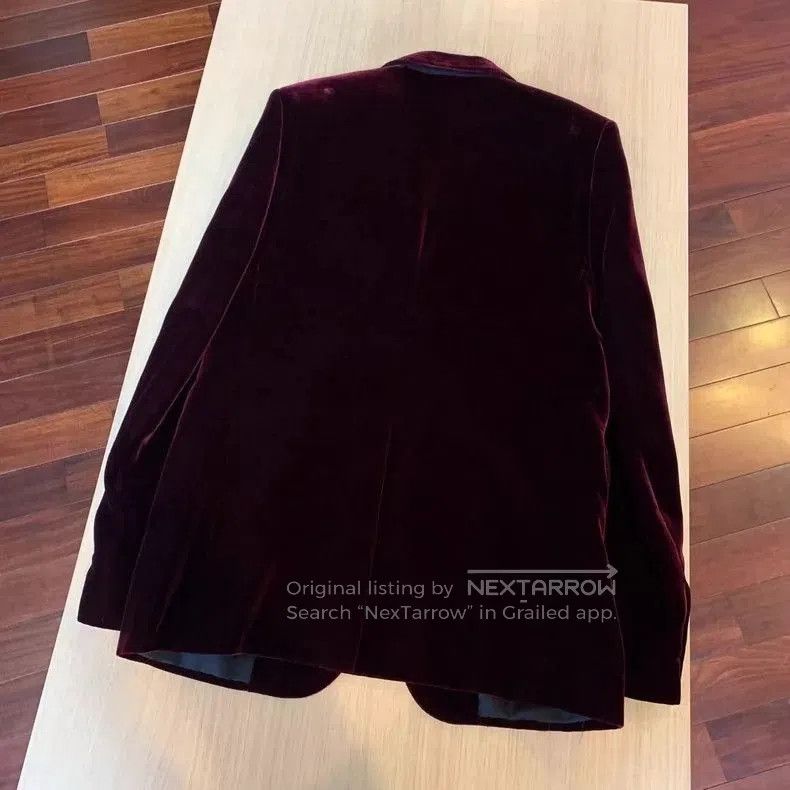 Saint Laurent Paris Saint Laurent Red Velvet Blazer. Size US M / EU 48-50 / 2 - 3 Thumbnail