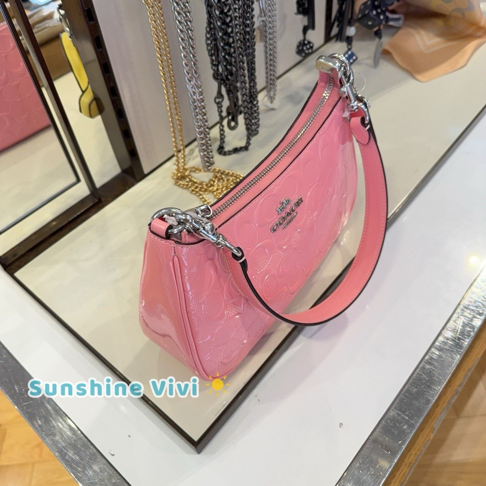 Coach NWT Coach CDA98 Teri Shoulder Bag Leather Heart Charm Pink Size ONE SIZE - 3 Thumbnail