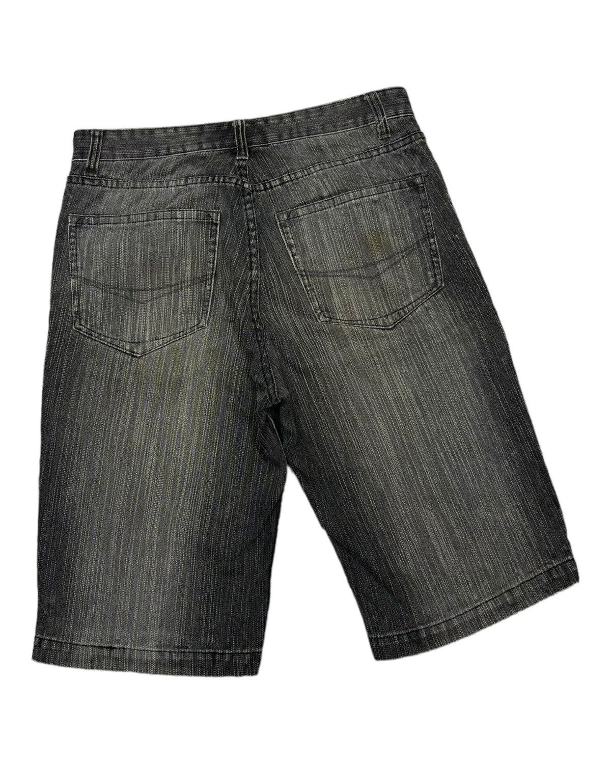 Hysteric Glamour JUNGLE STORM CRAZY STRIPE DENIM SHORT JEANS Size US 31 - 4 Thumbnail