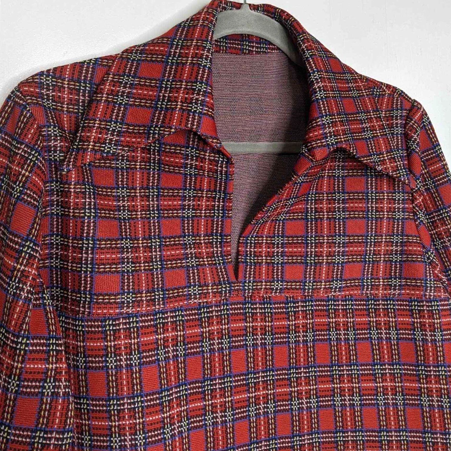 Vintage VINTAGE Shirt Unisex Adults M Red Groovy Big Collar 70s Plaid Christmas Blouse Size M / US 6-8 / IT 42-44 - 3 Thumbnail
