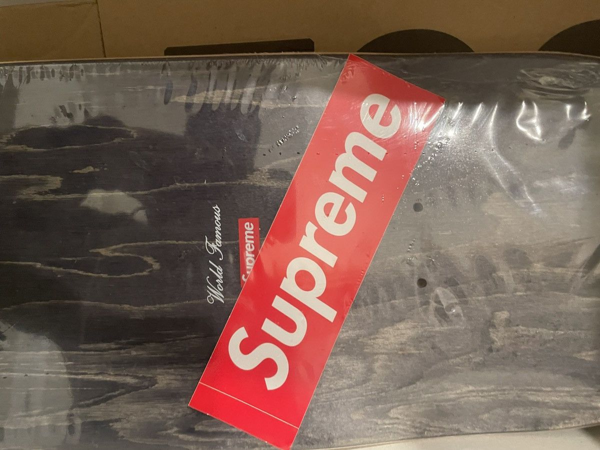 Supreme Supreme X DreamWorks Shrek Skateboard F/w21 Size ONE SIZE - 3 Thumbnail