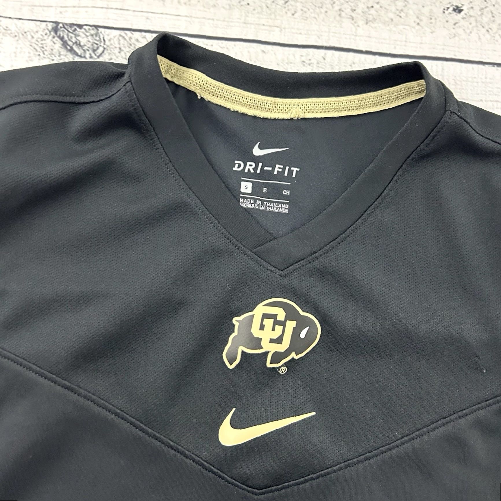 Nike Nike Dri-Fit Colorado University Short Sleeve Athletic Shirt Men's Small Black Size US S / EU 44-46 / 1 - 3 Thumbnail