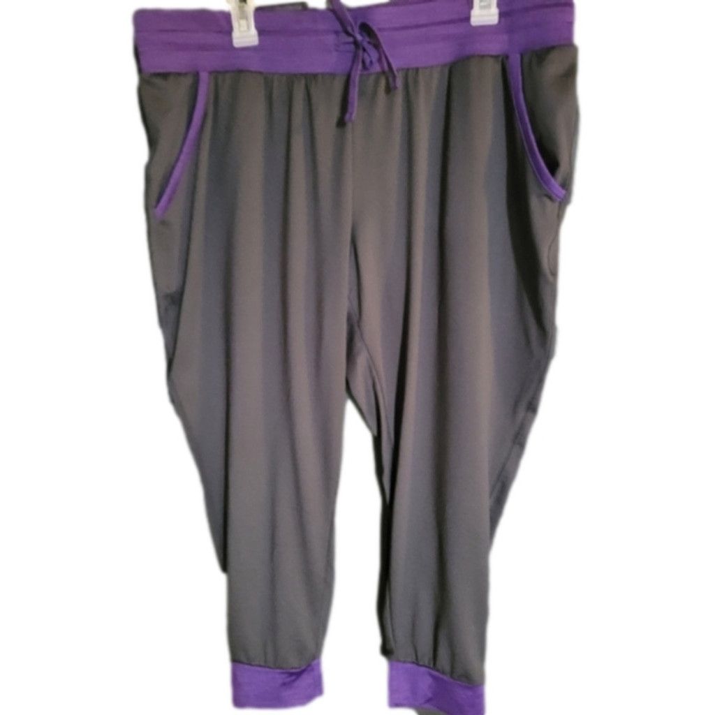St. Johns Bay St. John's Bay , NWOT, Size XL, pants, blk/purple Size 36" / US 14 / IT 50 - 1 Thumbnail