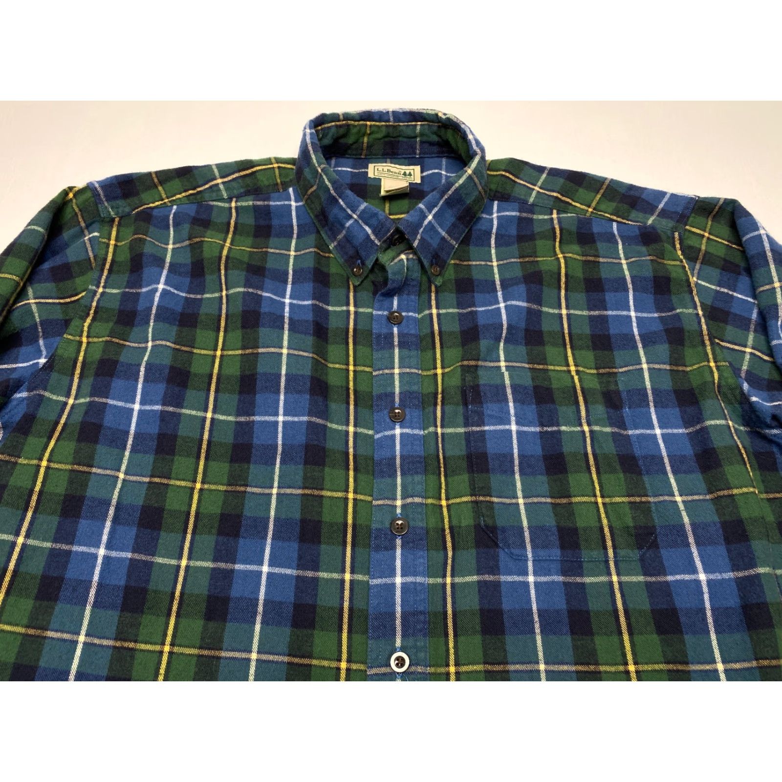 Vintage VINTAGE L.L. Bean Flannel Shirt 228061 Men’s 2XL Scotch Plaid Long Sleeve 100% Cotton Size US XXL / EU 58 / 5 - 5 Thumbnail