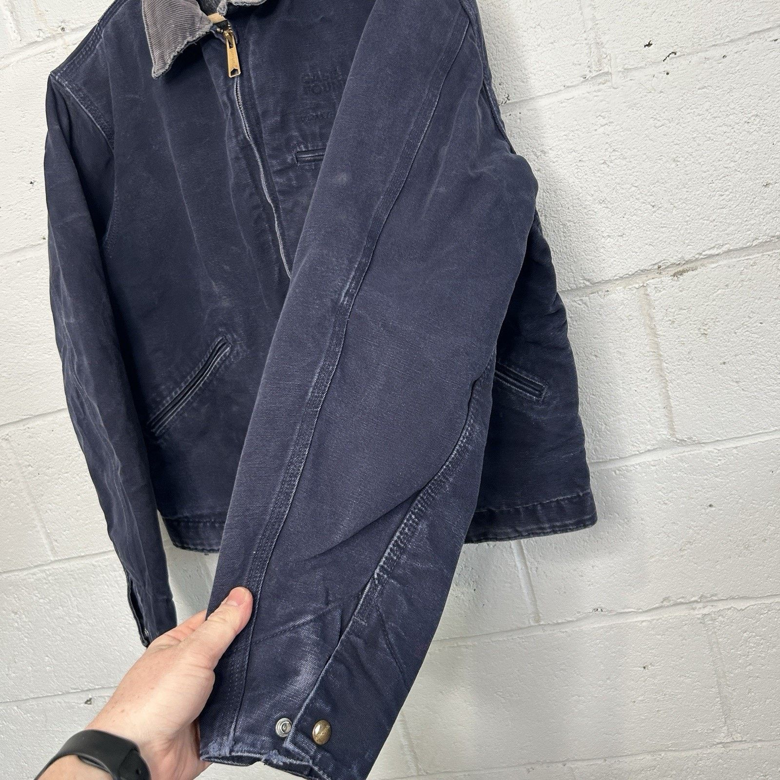Carhartt Vintage Carhartt Blanket-Lined Detroit Jacket “Dark Navy” Size US L / EU 52-54 / 3 - 10 Thumbnail