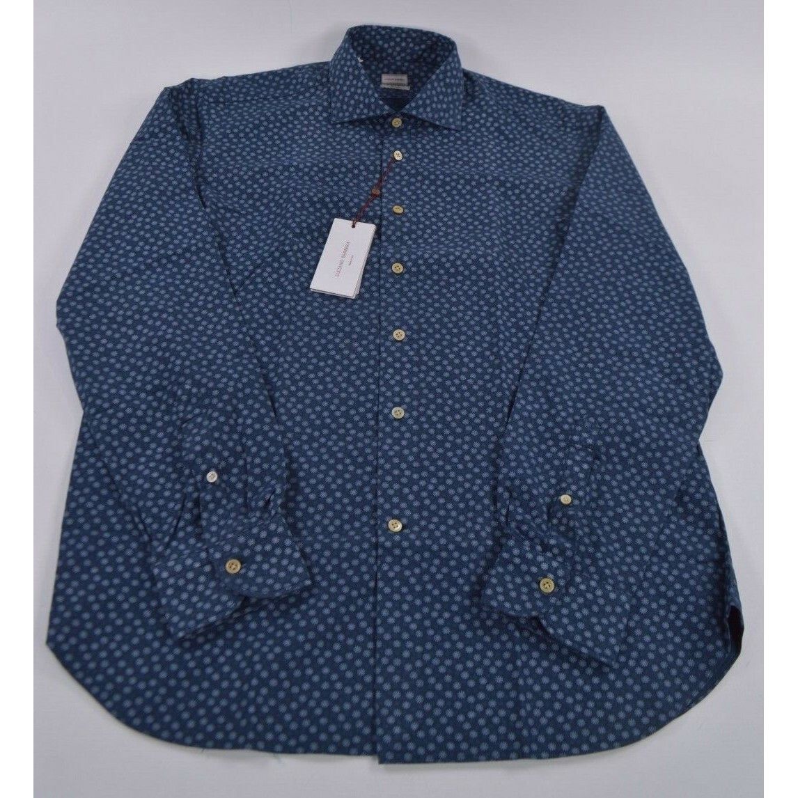 Luciano Barbera Luciano Barbera New with tags Shirt Size L US In Blue Size US L / EU 52-54 / 3 - 5 Thumbnail