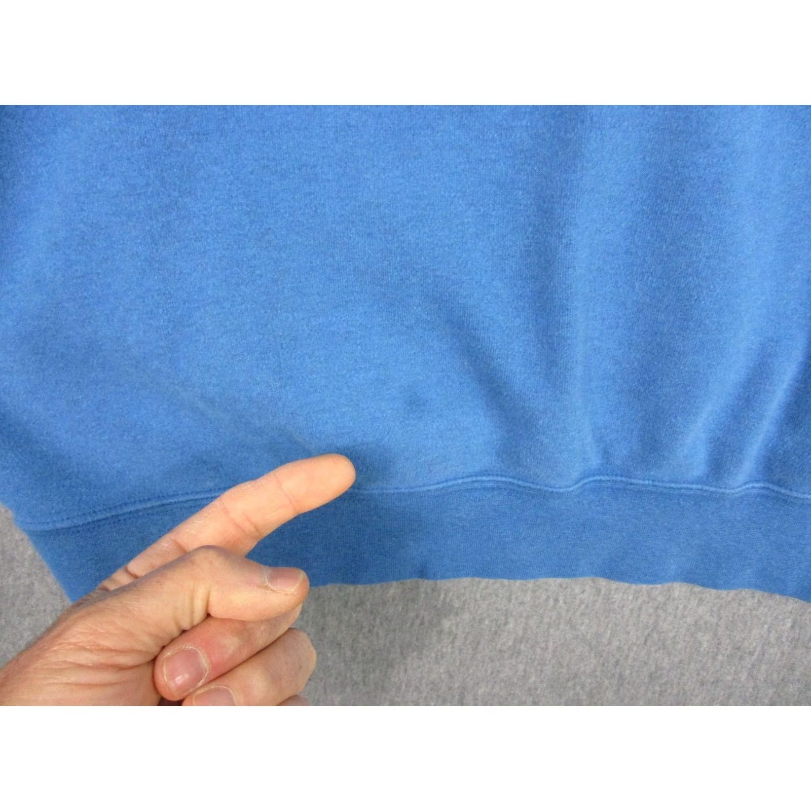Peter Millar Peter Millar Pullover Mens Large Blue 1/4 Zip Golf Logo Sweatshirt Mock Neck Size US L / EU 52-54 / 3 - 3 Thumbnail