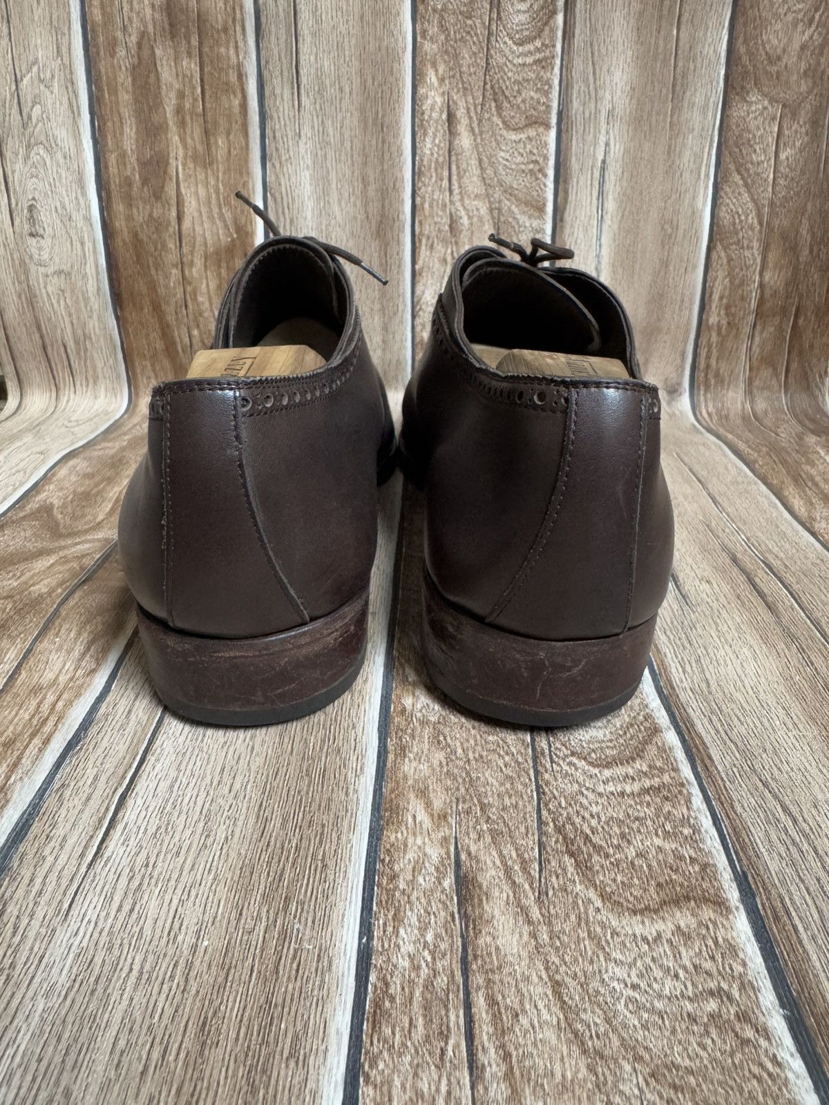 Carmina Wholecut Oxford shoe Size US 11 / EU 44 - 12 Thumbnail