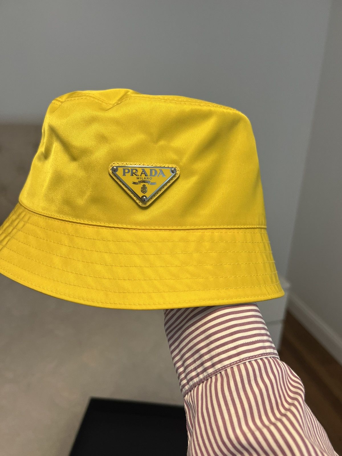 Prada bucket hat grailed cheap
