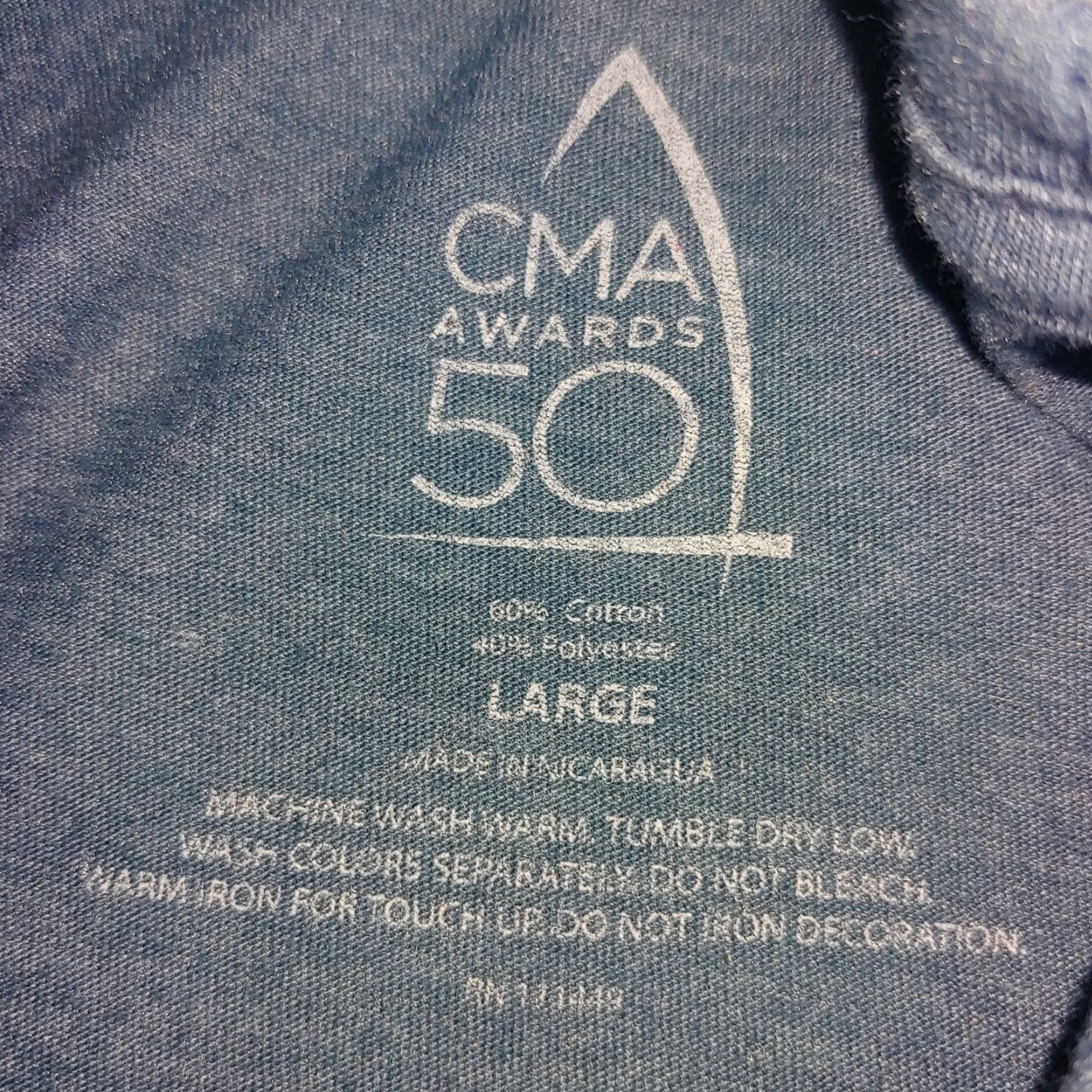 Vintage VINTAGE CMA Awards T Shirt Large 2016 50th Annual Blue Nashville TN Country Music EUC Size US L / EU 52-54 / 3 - 4 Thumbnail