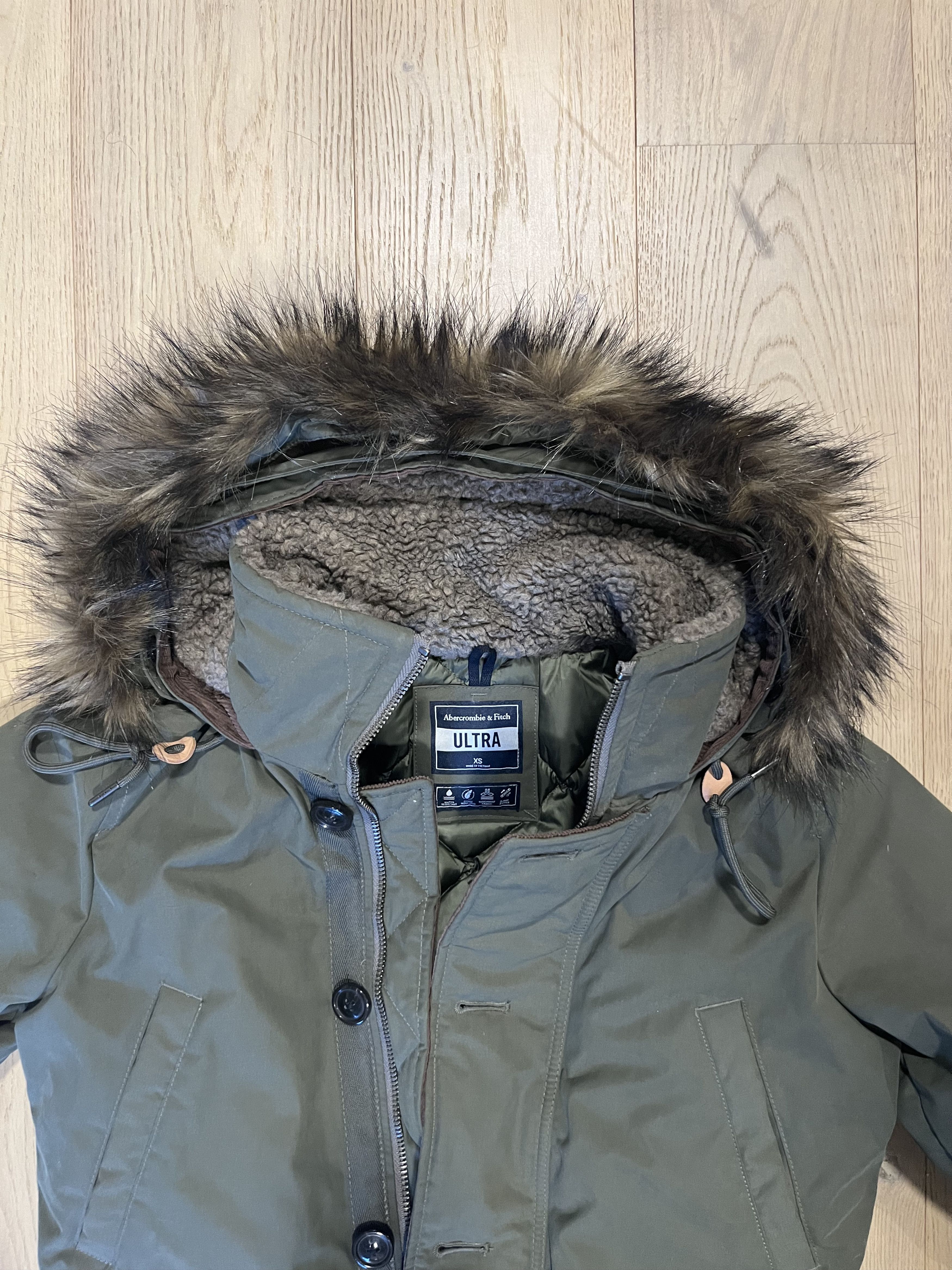 Abercrombie & Fitch Abercrombie & Fitch olive 'Ultra' duck down/feathers parka Size US XS / EU 42 / 0 - 11 Thumbnail