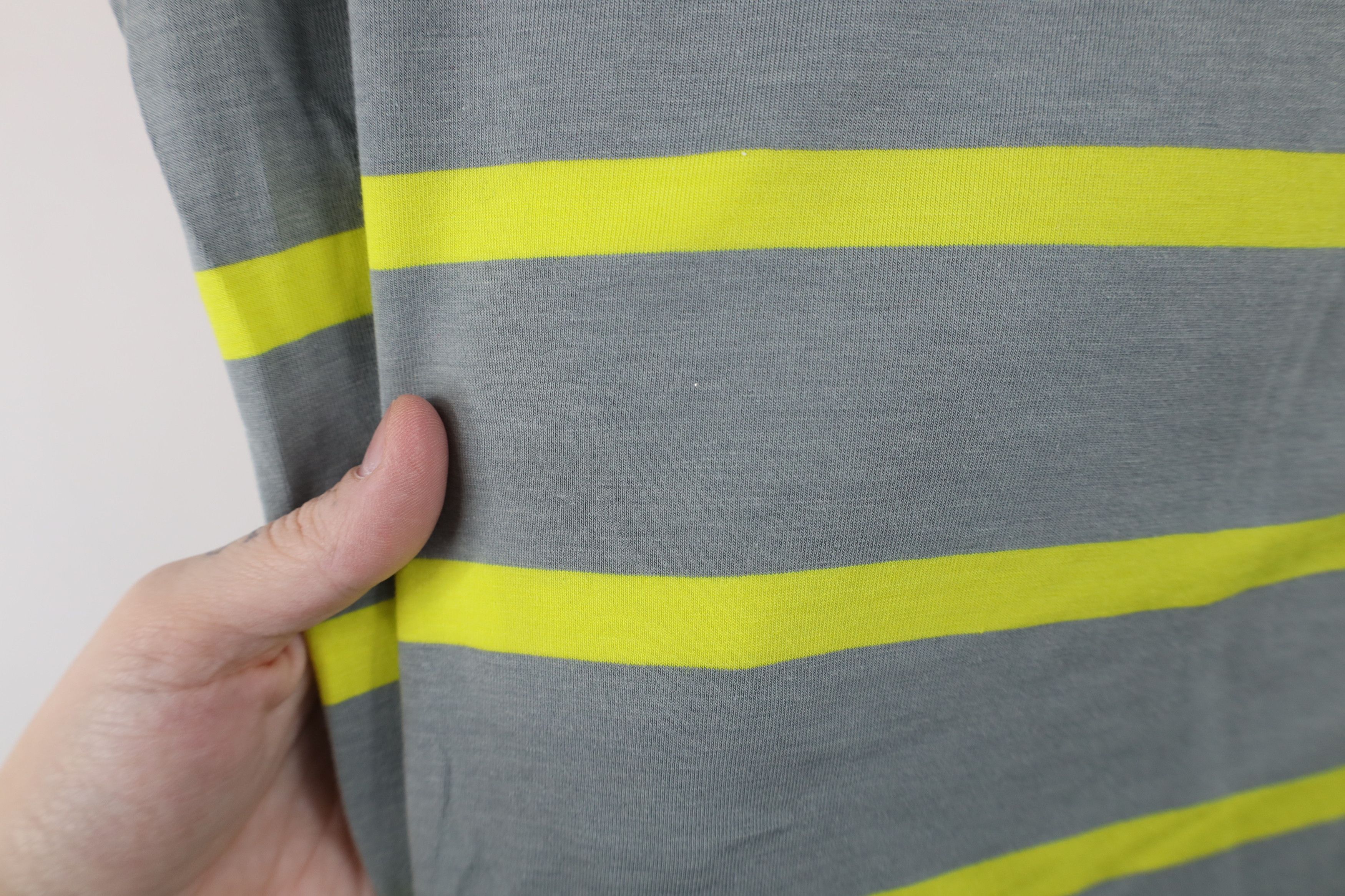 Lululemon Lululemon Color Block Basic 5 Year Short Sleeve T-Shirt Size US M / EU 48-50 / 2 - 8 Thumbnail