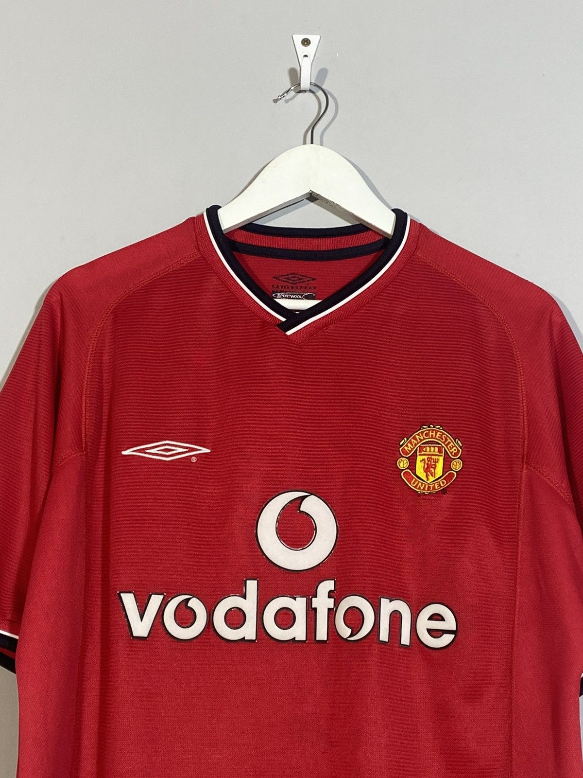Umbro Vintage Umbro Manchester United Vodafone Retro Shirt Size US M / EU 48-50 / 2 - 4 Thumbnail