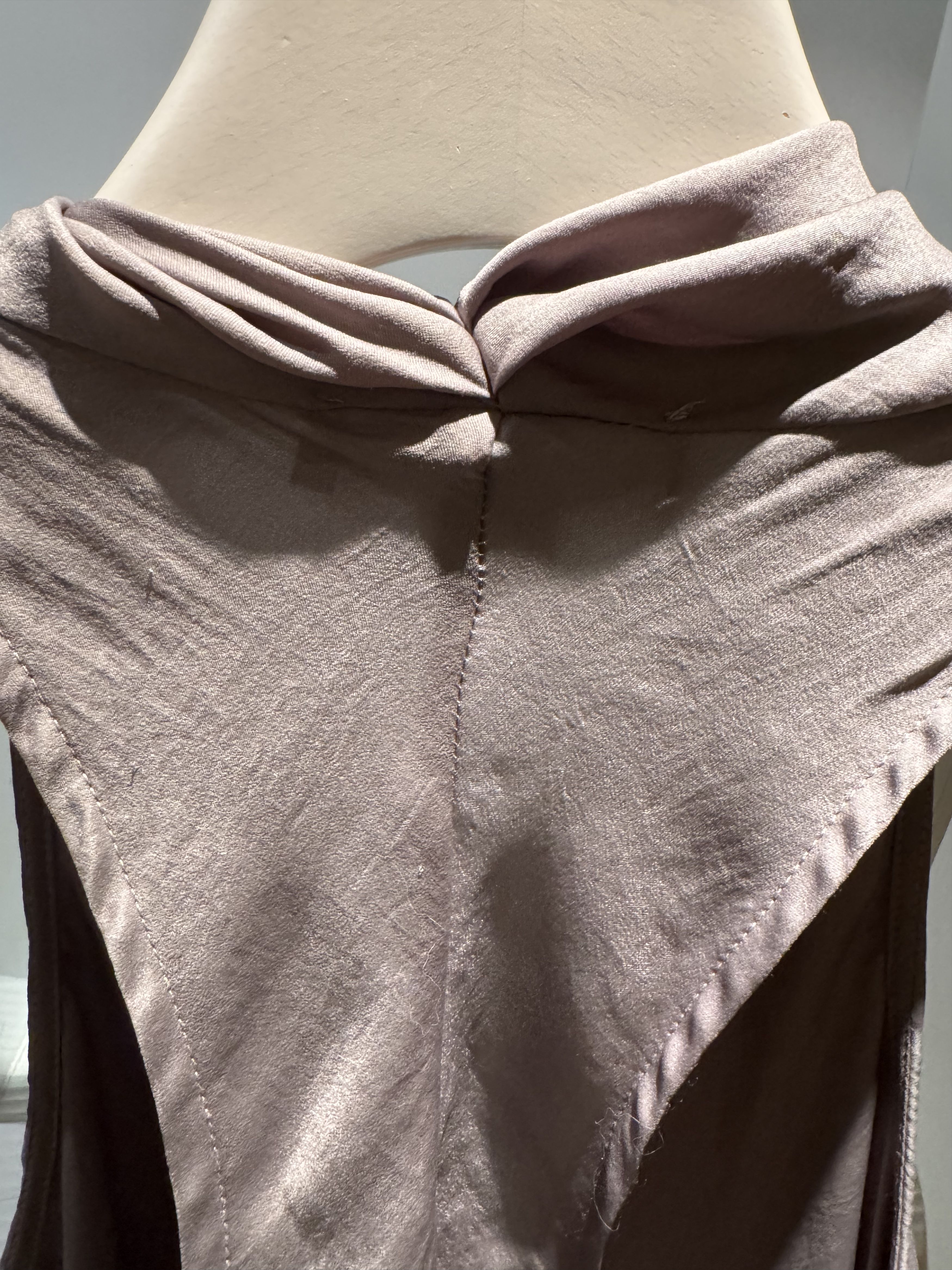 Helmut Lang Helmut Lang Silk Draped Sleeveless Top (Taupe-Grey, Size P) Size XS / US 0-2 / IT 36-38 - 3 Thumbnail