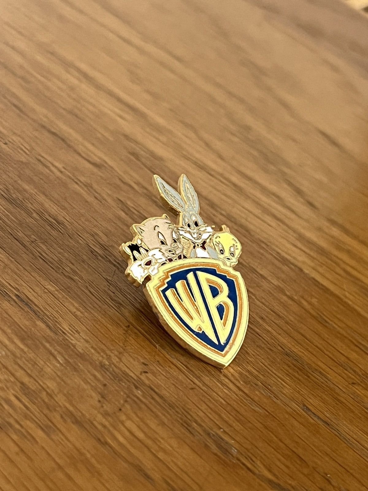 Vintage × Warner Bros Looney Tunes (Warner Bros) family vintage pin Size ONE SIZE - 2 Thumbnail