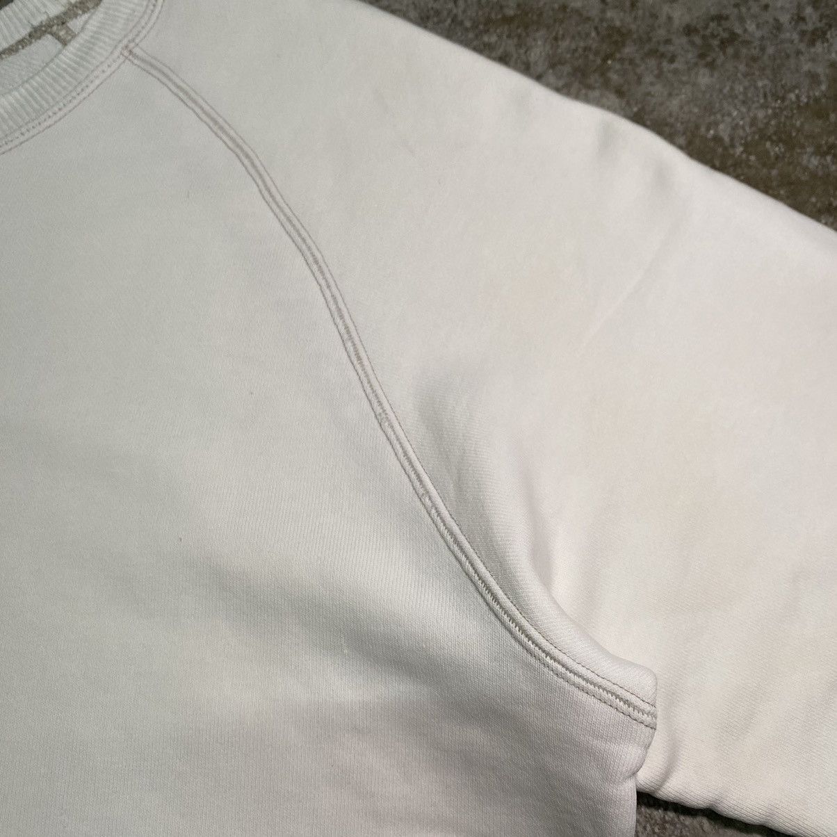 Issey Miyake Vintage 90’s Issey Miyake IS distressed Sweatshirt Size US L / EU 52-54 / 3 - 6 Thumbnail