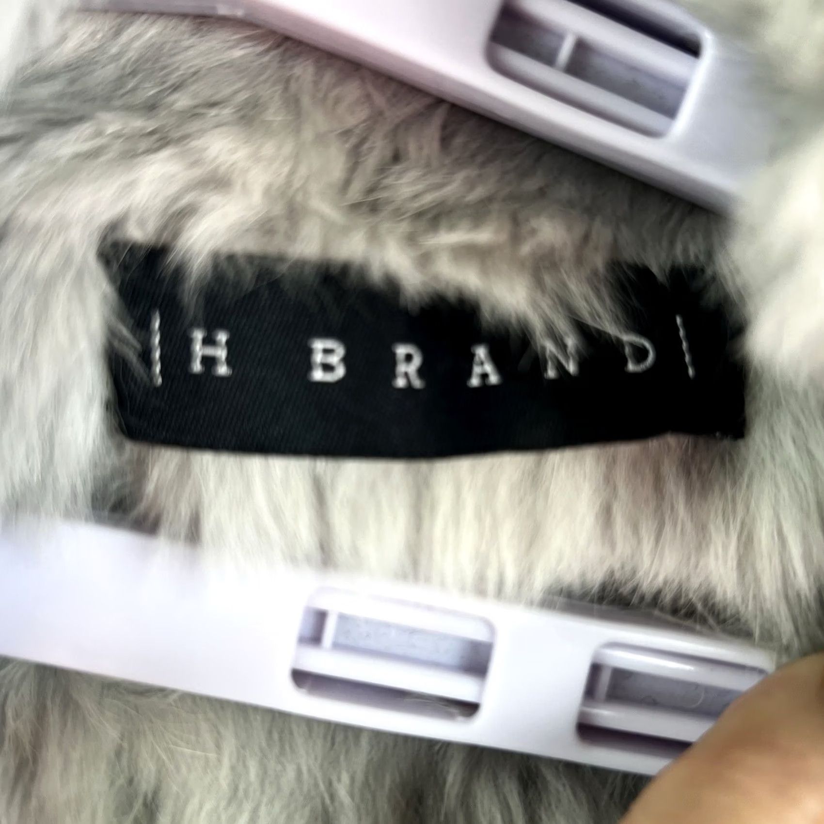 J Brand H Brand Indie 100% Rabbit Fur Cardigan Open Vest M/L Gray Vest Women M/L Gray 90s Bohemian City Classic Designer Size M / US 6-8 / IT 42-44 - 6 Thumbnail
