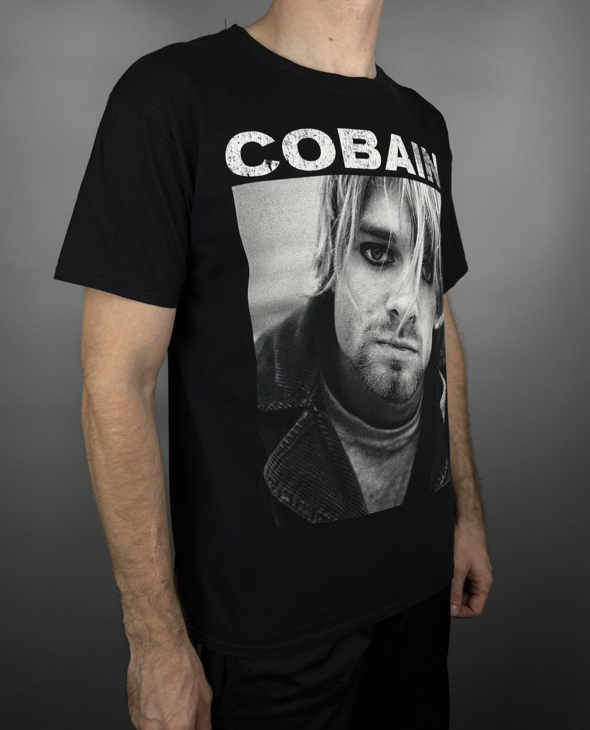 Band Tees Kurt Cobain Memorial Tee T Shirt Nirvana Y2K Vintage Graphic Size US L / EU 52-54 / 3 - 10 Thumbnail