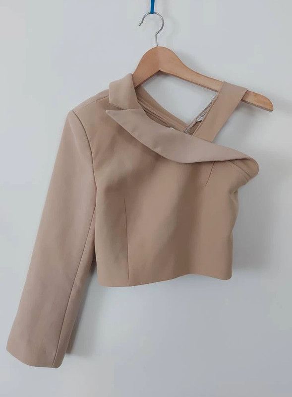 Other Odd Muse one sleeve top XS Size S / US 4 / IT 40 - 6 Thumbnail