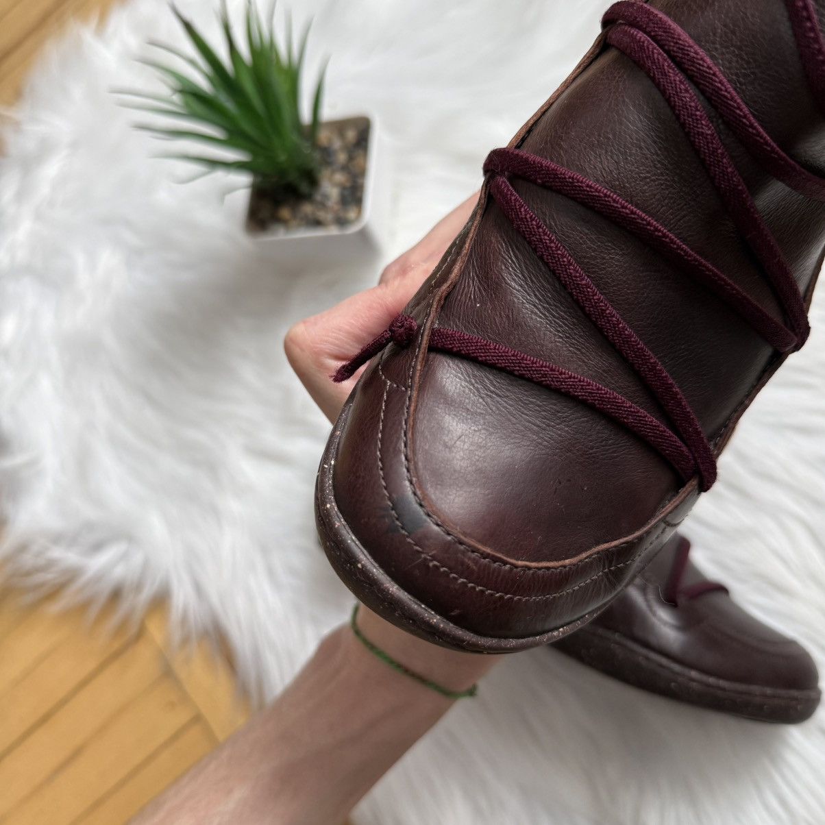 📌 Vintage Camper Leather Rubber Sole Heel Boots