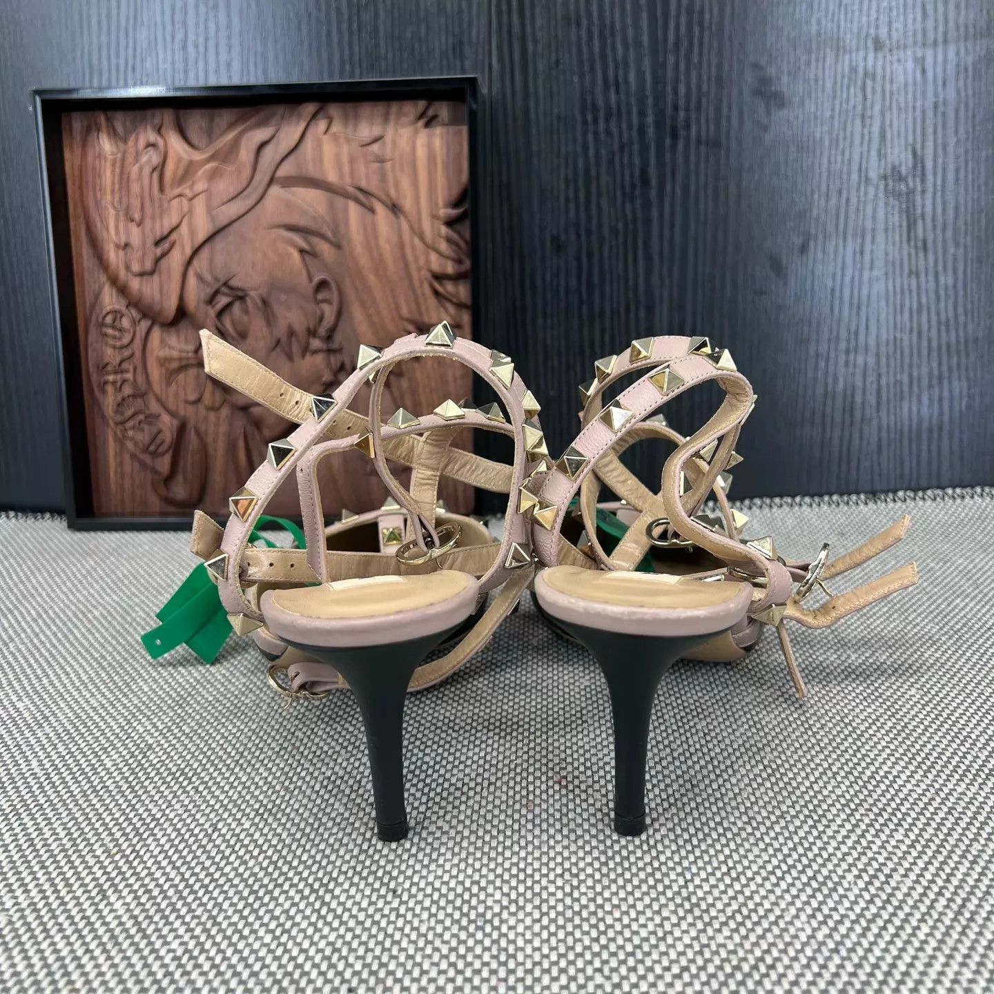Valentino Valentino Rockstud Heels 39 Worn Once New Boxed Size US 8.5 / IT 38.5 - 5 Thumbnail