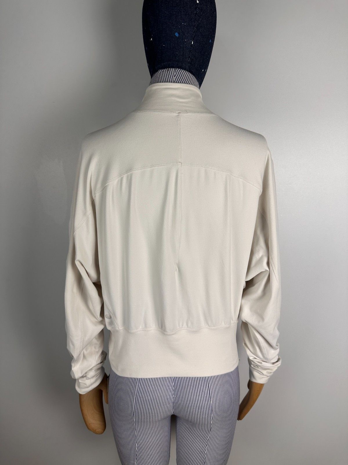 Lululemon Lululemon Half Zip Pullover Womens White Size L Size L / US 10 / IT 46 - 7 Thumbnail