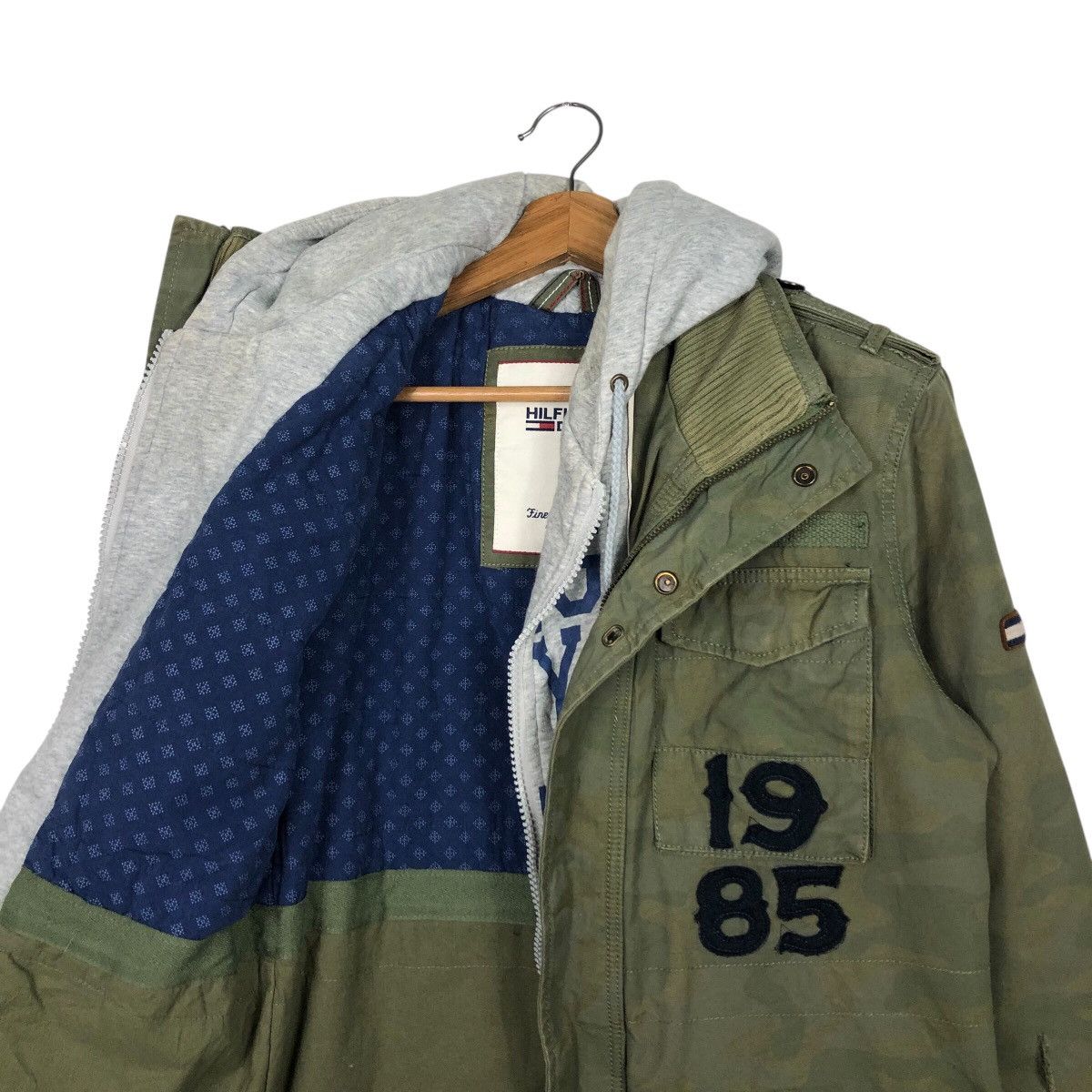 Japanese Brand Vintage Biker Streetwear Jacket Tommy Hilfiger Multi Pocket Size US M / EU 48-50 / 2 - 13 Thumbnail