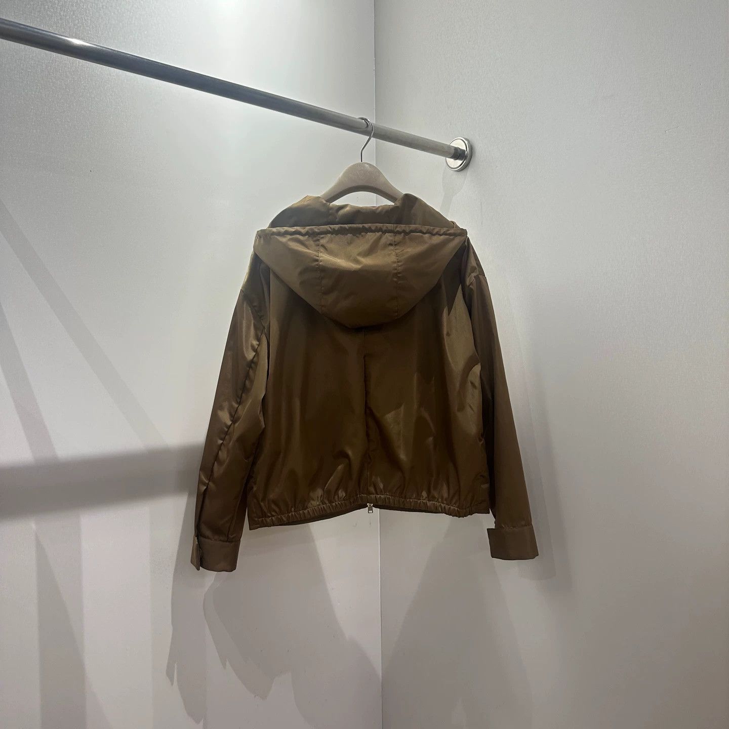 Prada Prada may852 Triangle Metal Logo Hooded Jacket 42 Size M / US 6-8 / IT 42-44 - 2 Thumbnail