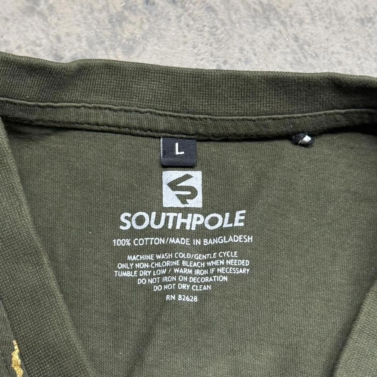 Southpole × Vintage Vintage Y2K Green & Gold Southpole Eagle V Neck T-Shirt Size US L / EU 52-54 / 3 - 6 Thumbnail
