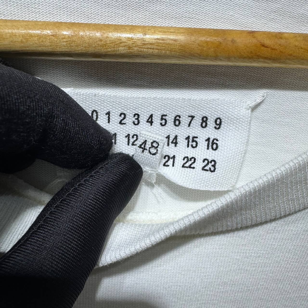 Maison Margiela Maison Margiela Line 10 Caution Tee Size US XXL / EU 58 / 5 - 5 Thumbnail
