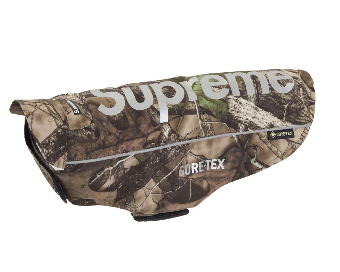 Supreme Supreme GORE-TEX Dog Jacket TrueTimber HTC Fall Camo Size M Size US M / EU 48-50 / 2 - 1 Thumbnail