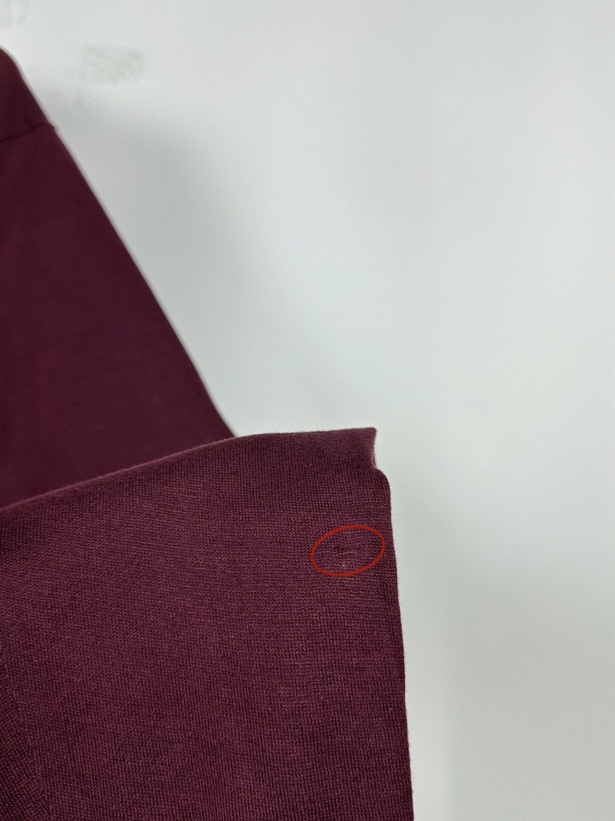 Dries Van Noten Dries Van Noten Burgundy V-Neck Lightweight Sweater Pullover Size US XL / EU 56 / 4 - 22 Thumbnail