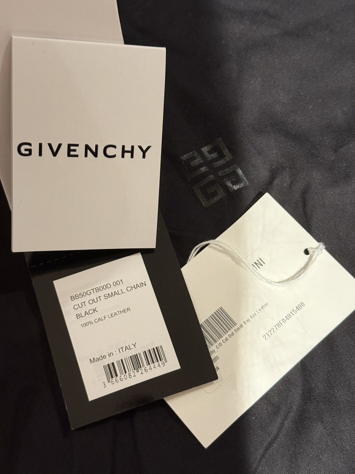 Givenchy Givenchy Small Cut Out Logo Chain Bag Size ONE SIZE - 9 Thumbnail