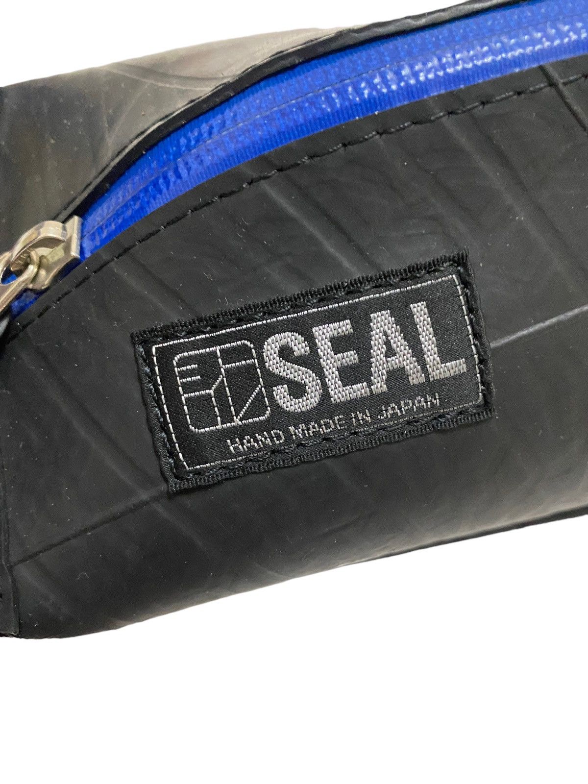 Handmade Seal Craftsmanship 2-way Body Bag Waterproof Size ONE SIZE - 5 Thumbnail
