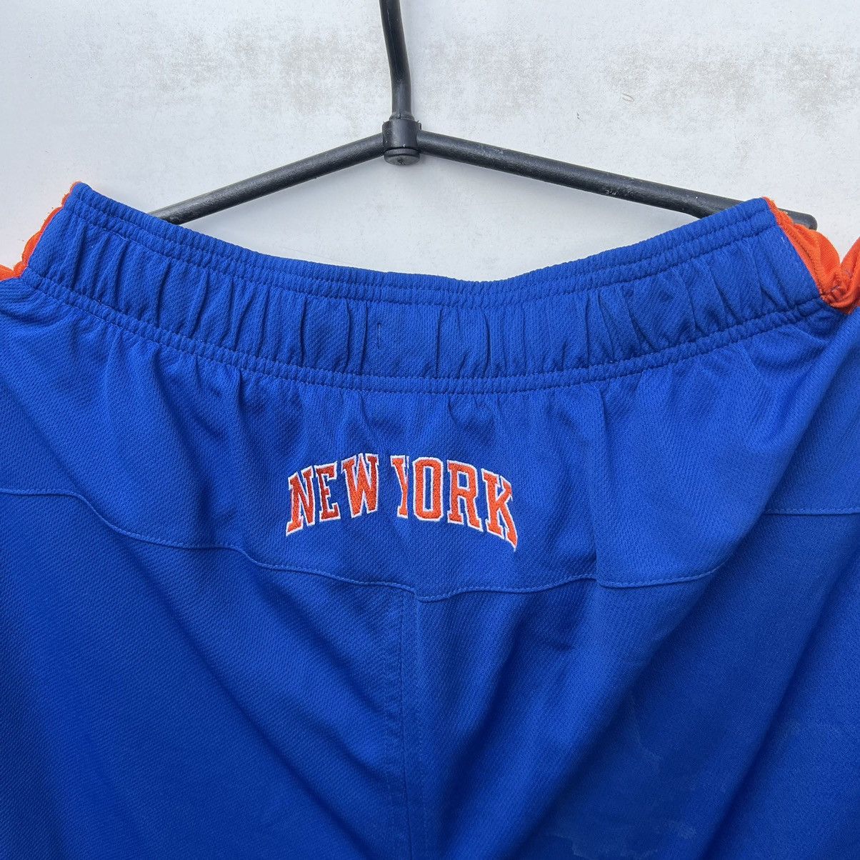 Adidas × NBA NYK New York Knicks adidas shorts nba Size US 34 / EU 50 - 8 Thumbnail