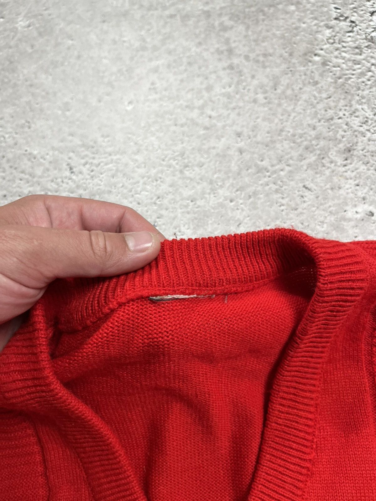 Lacoste Vintage Lacoste Red Knit Sweater Vest Crocodile Logo Size US XL / EU 56 / 4 - 7 Thumbnail