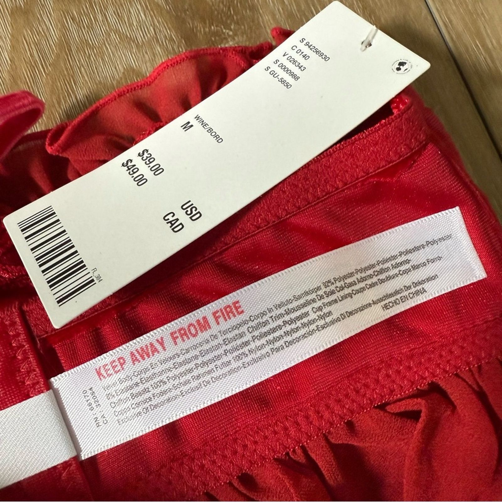 Urban Outfitters Urban Outfitters Out From Under Velvet & Ruffle Bra Top M Size M / US 6-8 / IT 42-44 - 8 Thumbnail