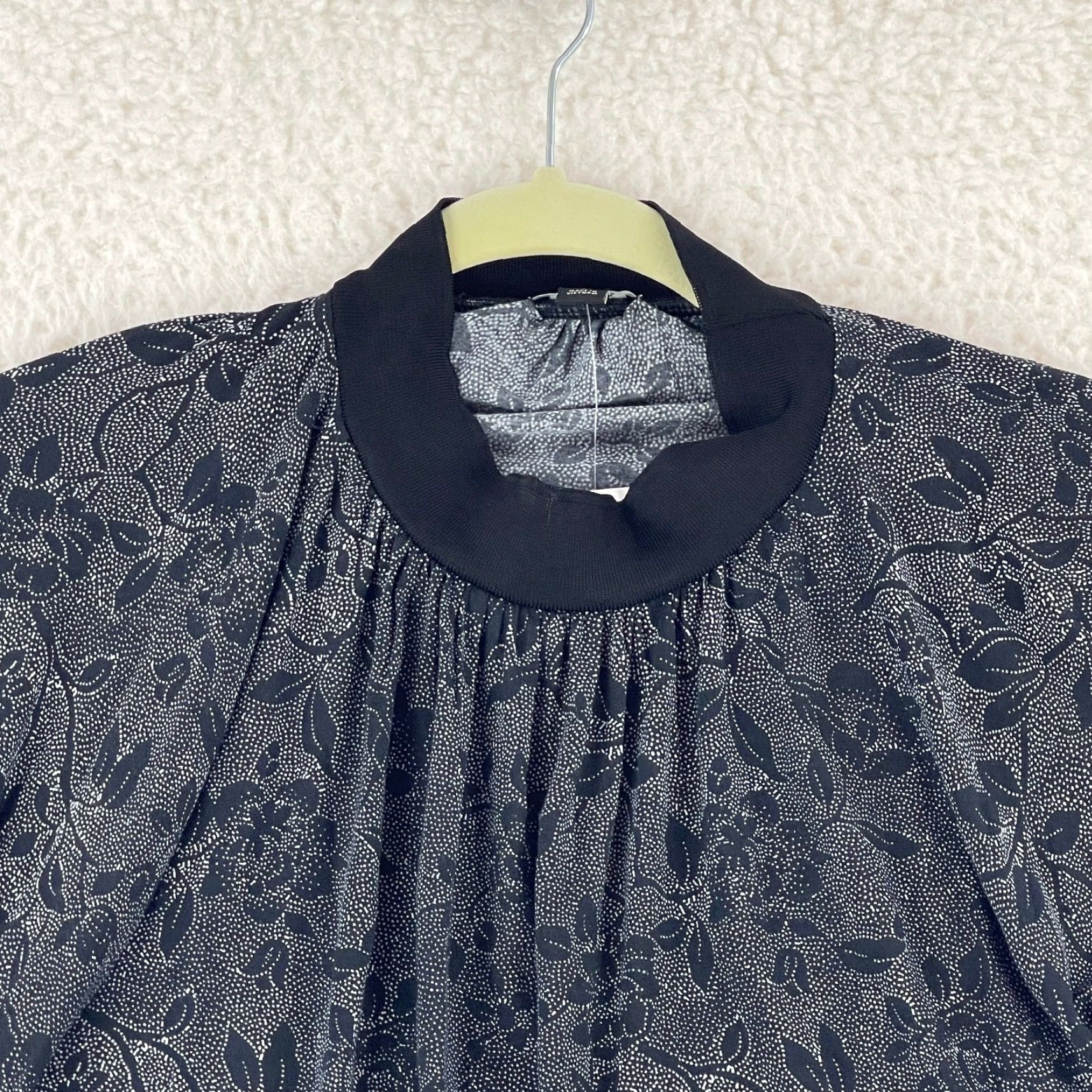 Ann Taylor Ann Taylor Black Floral Mock Neck Long Sleeve Shirt Womens Large Pullover Work New Size L / US 10 / IT 46 - 3 Thumbnail