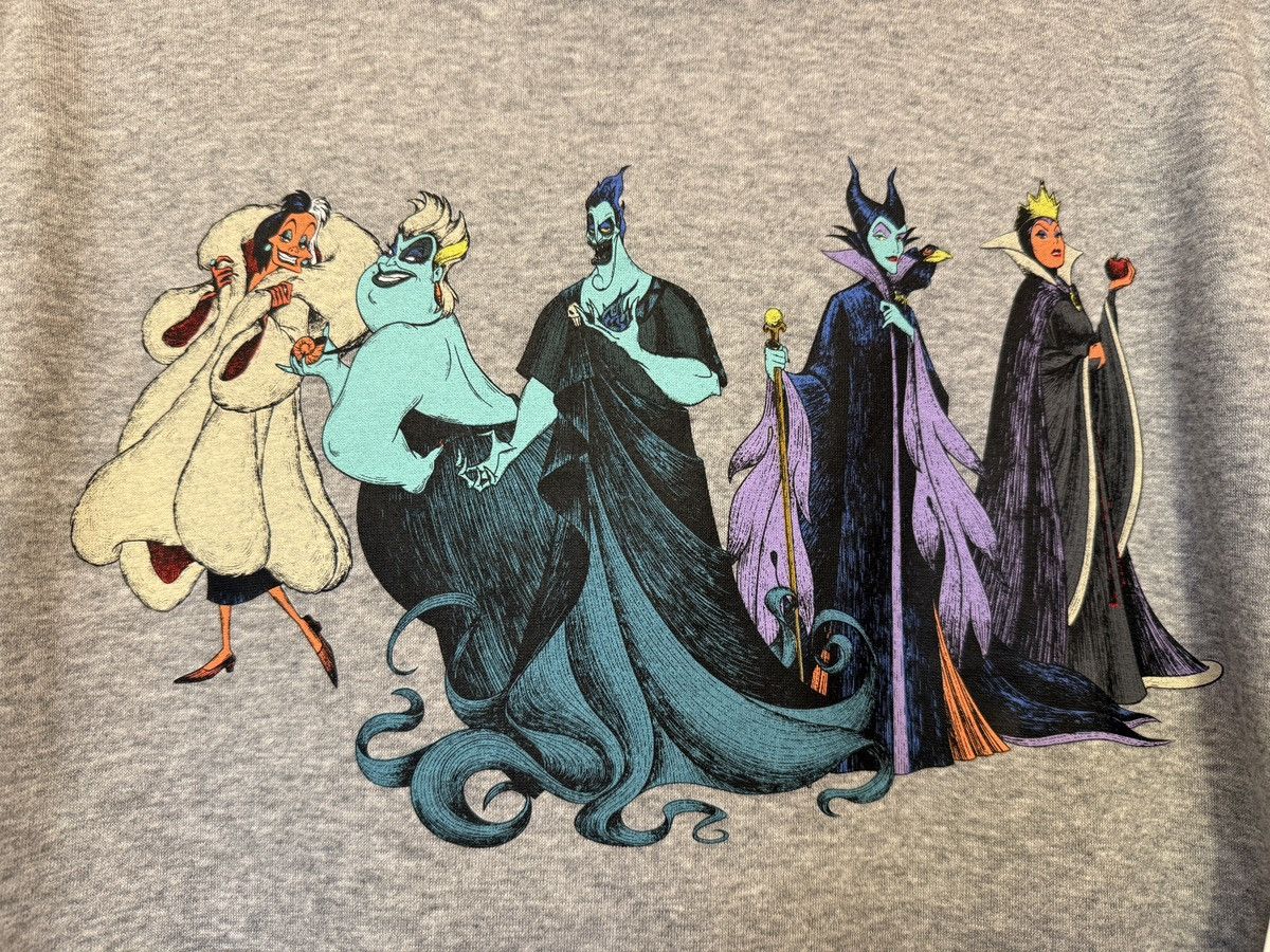 Disney Disney Villains Women’s Grey Hood Graphic Hoodie S (4-6) NWT Size S / US 4 / IT 40 - 3 Thumbnail