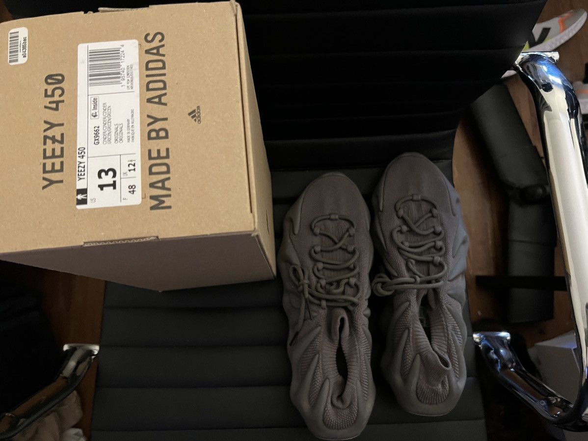 Yeezy 450 YZY RUNR Size US 13 / EU 46 - 6 Thumbnail