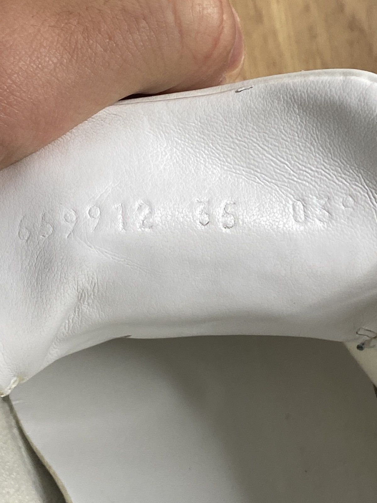Gucci Gucci Wmns Ace “Kitten Logo” Size US 5 / IT 35 - 6 Thumbnail