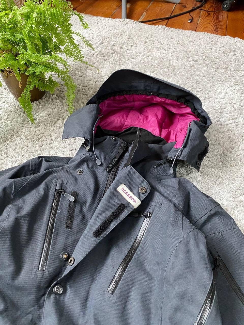 Norrona Norrona Light Jacket Streetwear Gorpcore Outdoor Gore-Tex Size L / US 10 / IT 46 - 5 Thumbnail