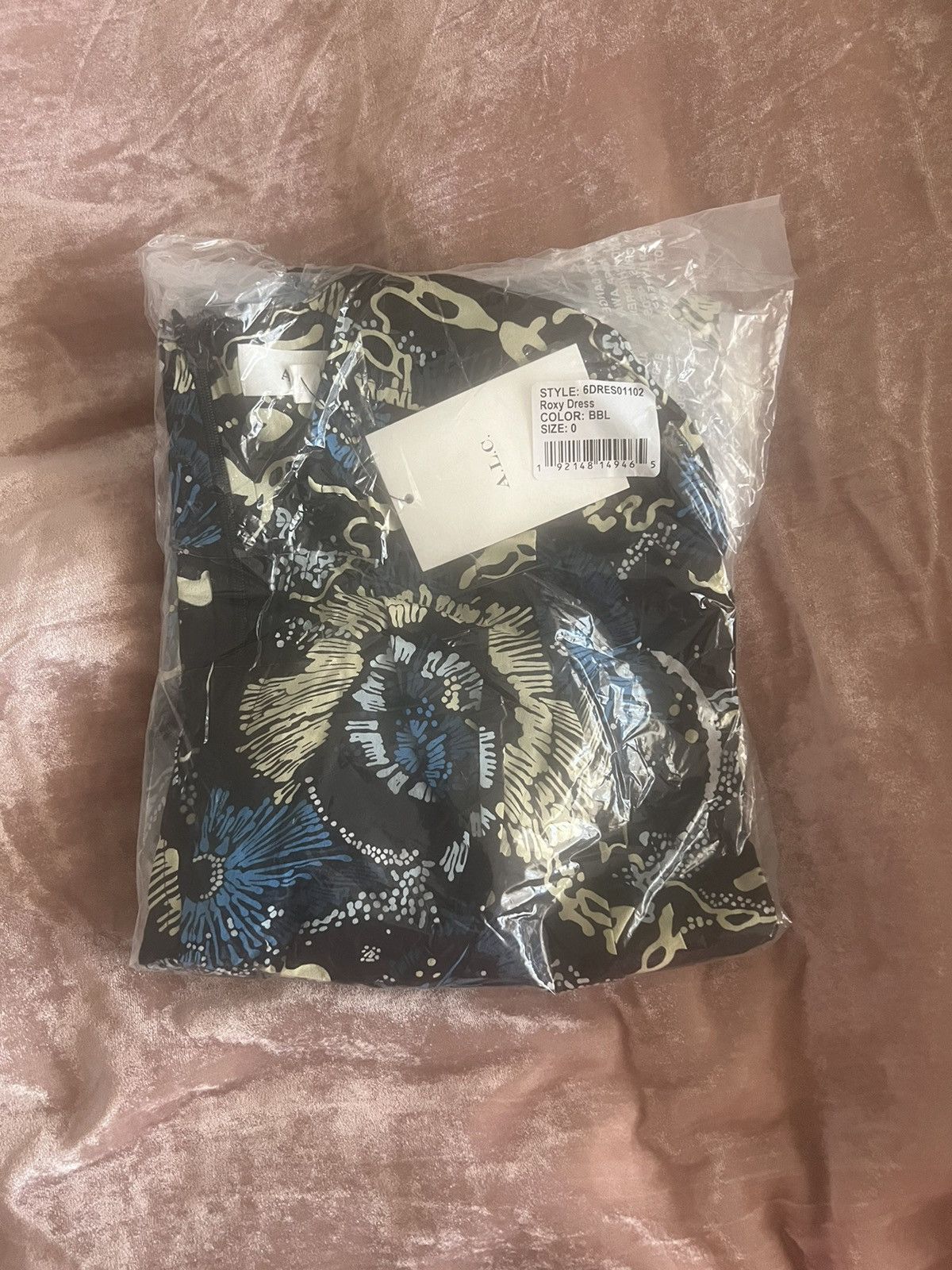 A.L.C. A.L.C. Roxy Silk Minidress Long Sleeves Size 0 NWT $550 Size XS / US 0-2 / IT 36-38 - 4 Thumbnail