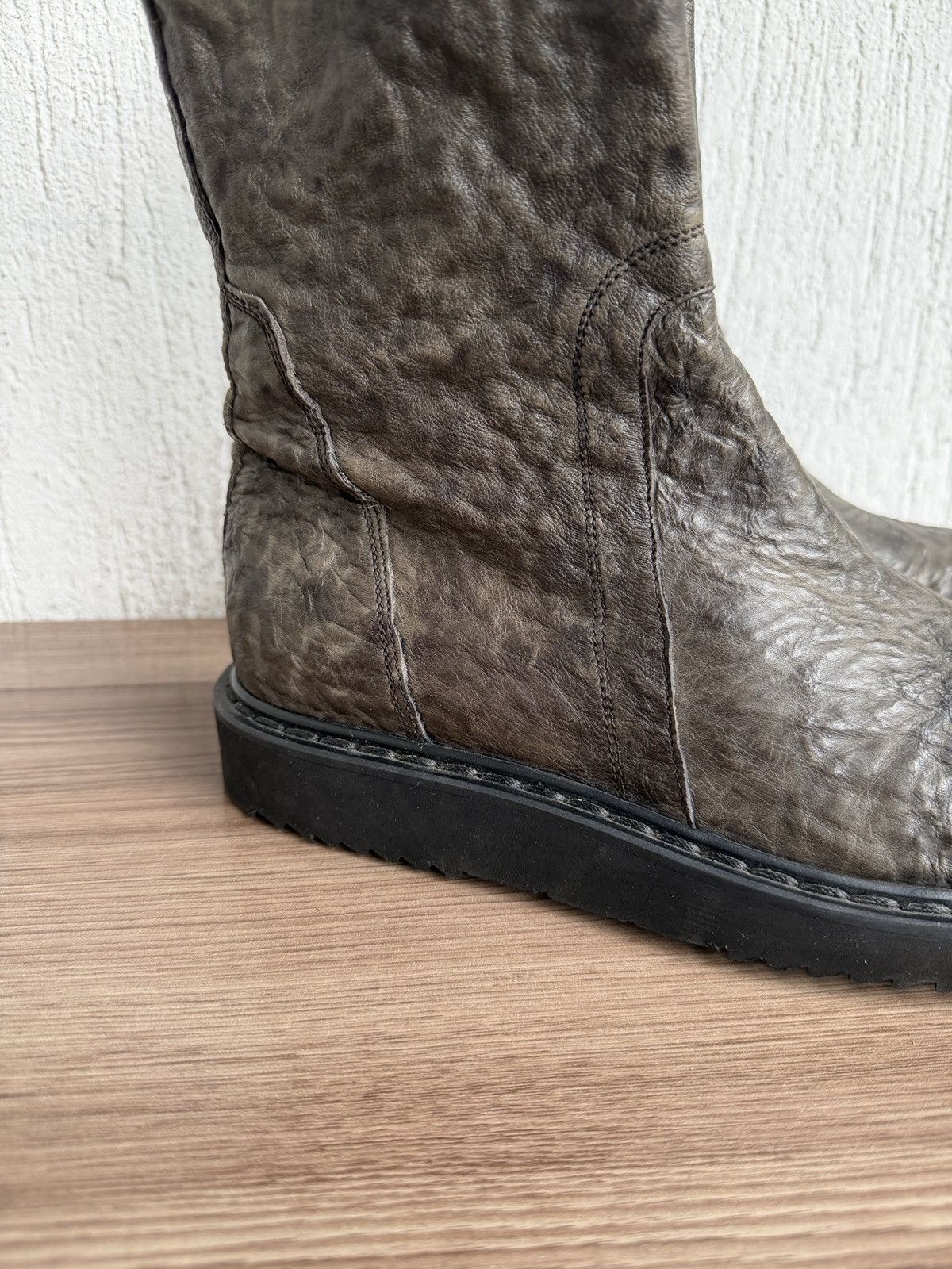 Rick Owens Dust AW12 crinkled leather creeper boot Size US 8.5 / EU 41-42 - 9 Thumbnail