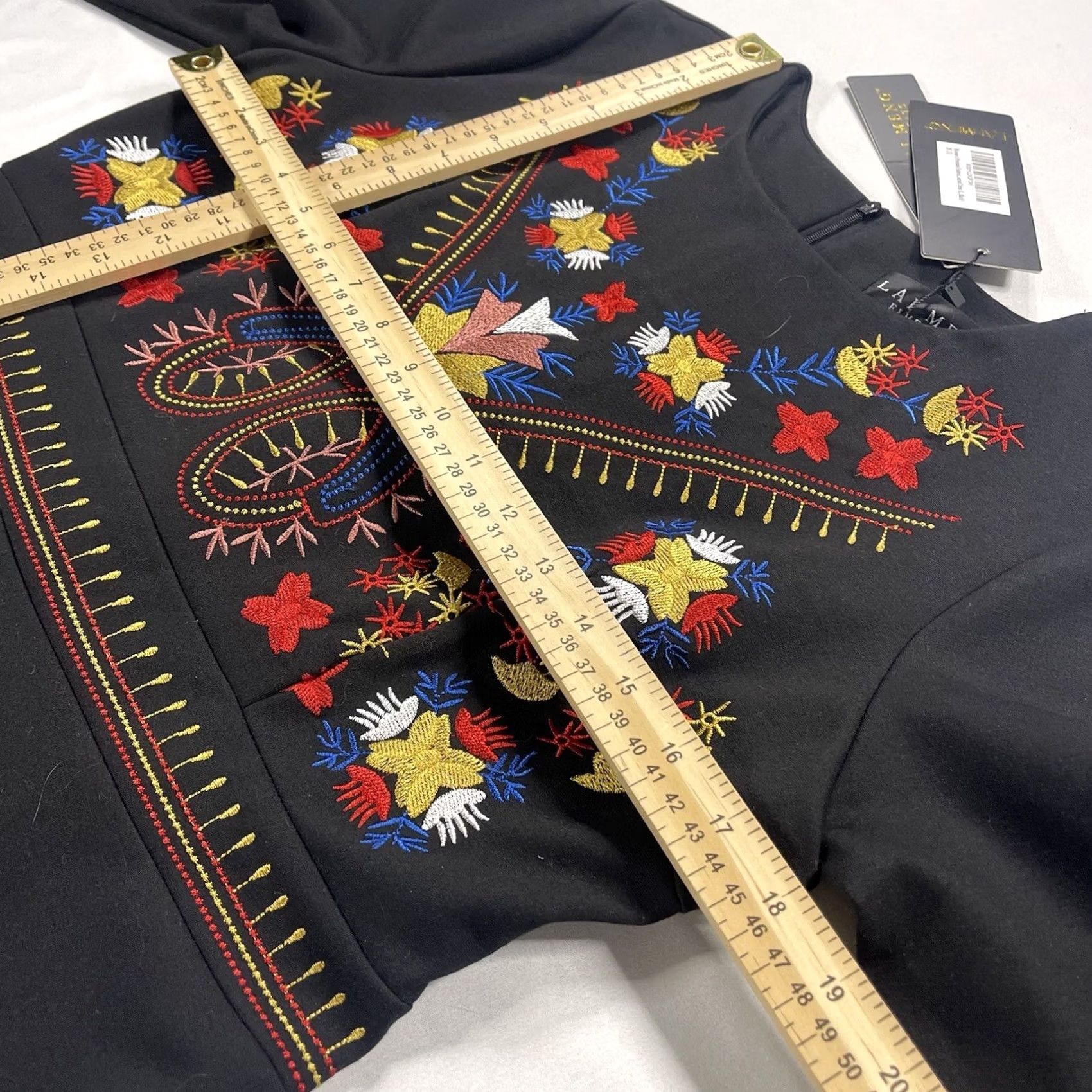 Vintage Flowers NWT Lai Meng Five Cats Women's L Cocktail Dress Black Embroidered Floral Sleeve Long Knee Length Party/Cocktail Dress Size L / US 10 / IT 46 - 4 Thumbnail