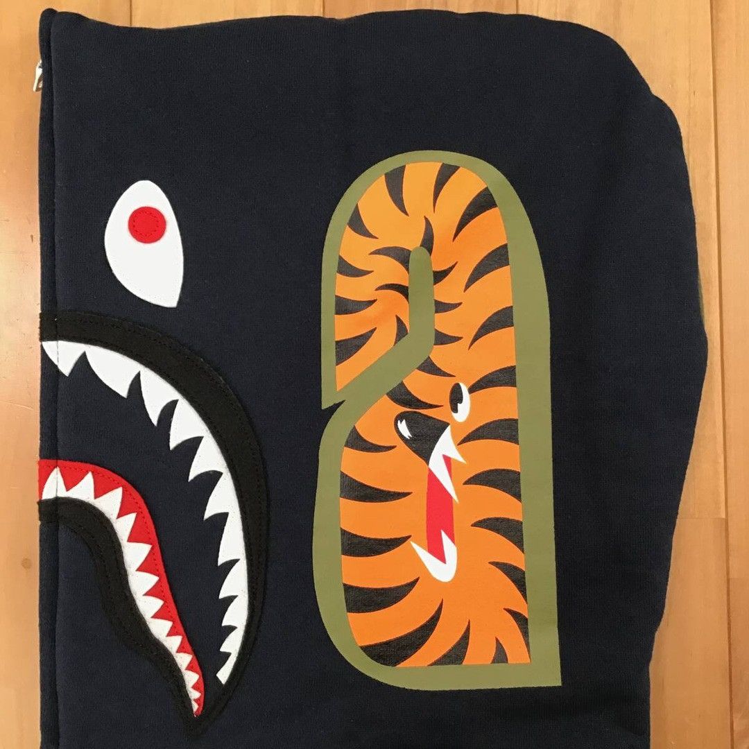 Bape 2024 BAPE 1st Shark full zip hoodie Navy x Woodland camo Size US M / EU 48-50 / 2 - 6 Thumbnail