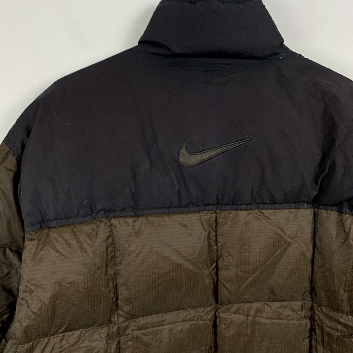 Vintage NIKE 90s VINTAGE DOWN PUFFER NYLON JACKET BIG SWOOSH DRILL Size US L / EU 52-54 / 3 - 6 Thumbnail