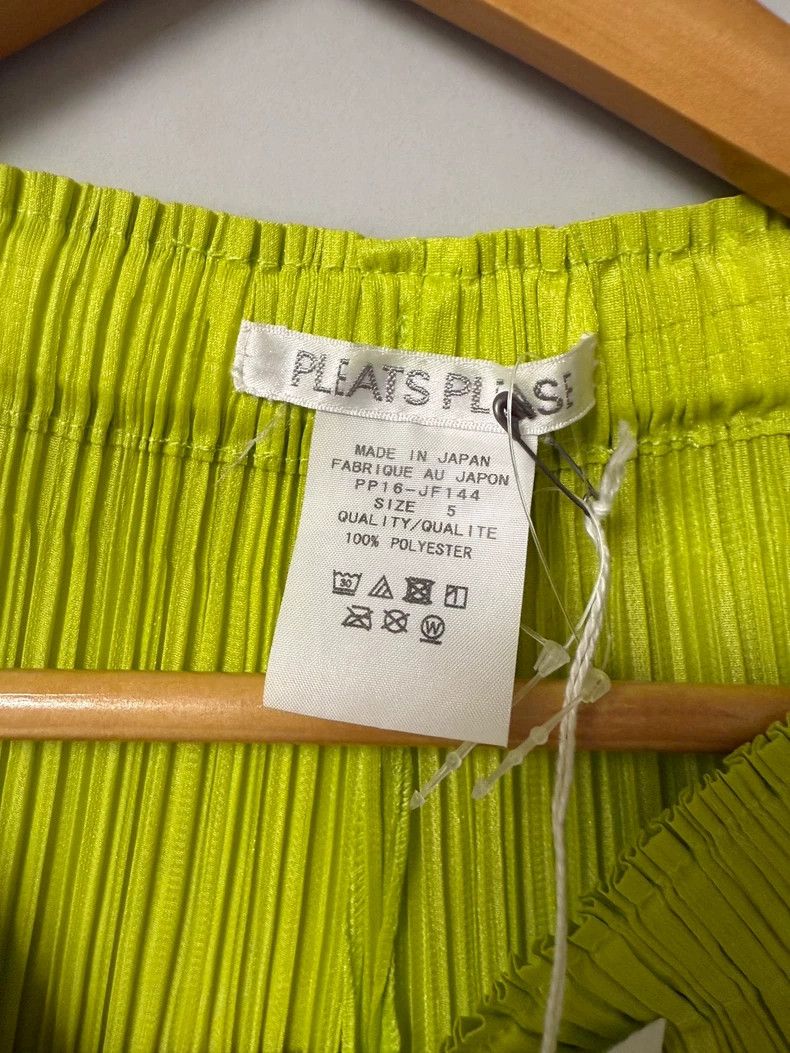 Issey Miyake Issey Miyake size:5 Green pleated pants Size 42" / US 20 - 1 Thumbnail
