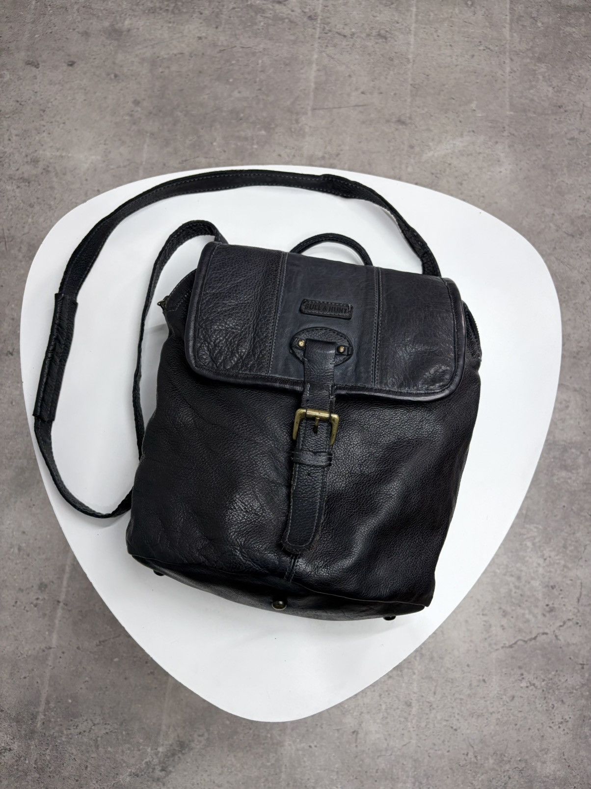 KMRii Vintage Leather Backpack Shoulder Bag 2Way Y2K Distressed Size ONE SIZE - 1 Thumbnail